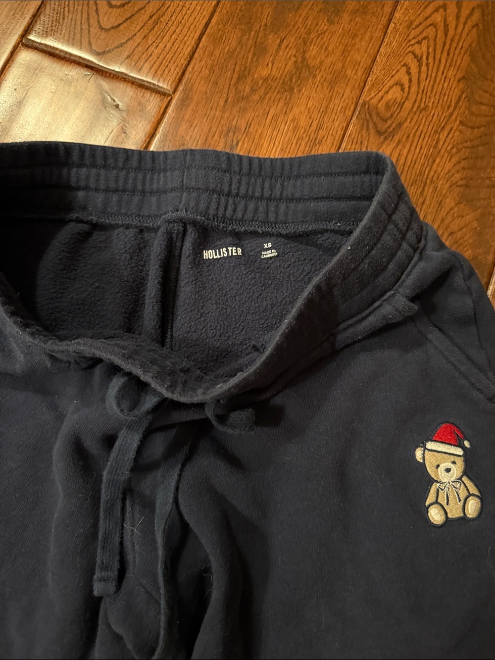 Hollister Women’s Navy Sweatpants with Holiday Bear Patch